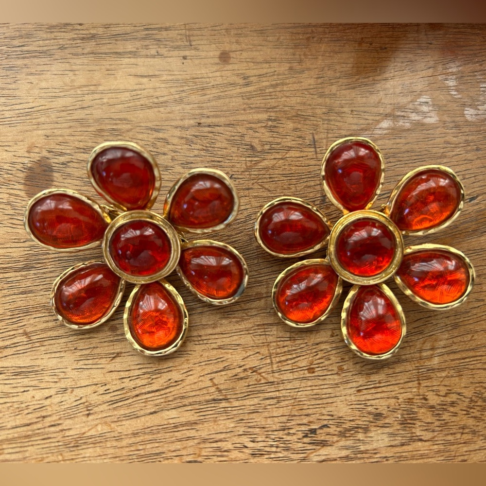 Red Floral Drop Earrings - Gold Frame